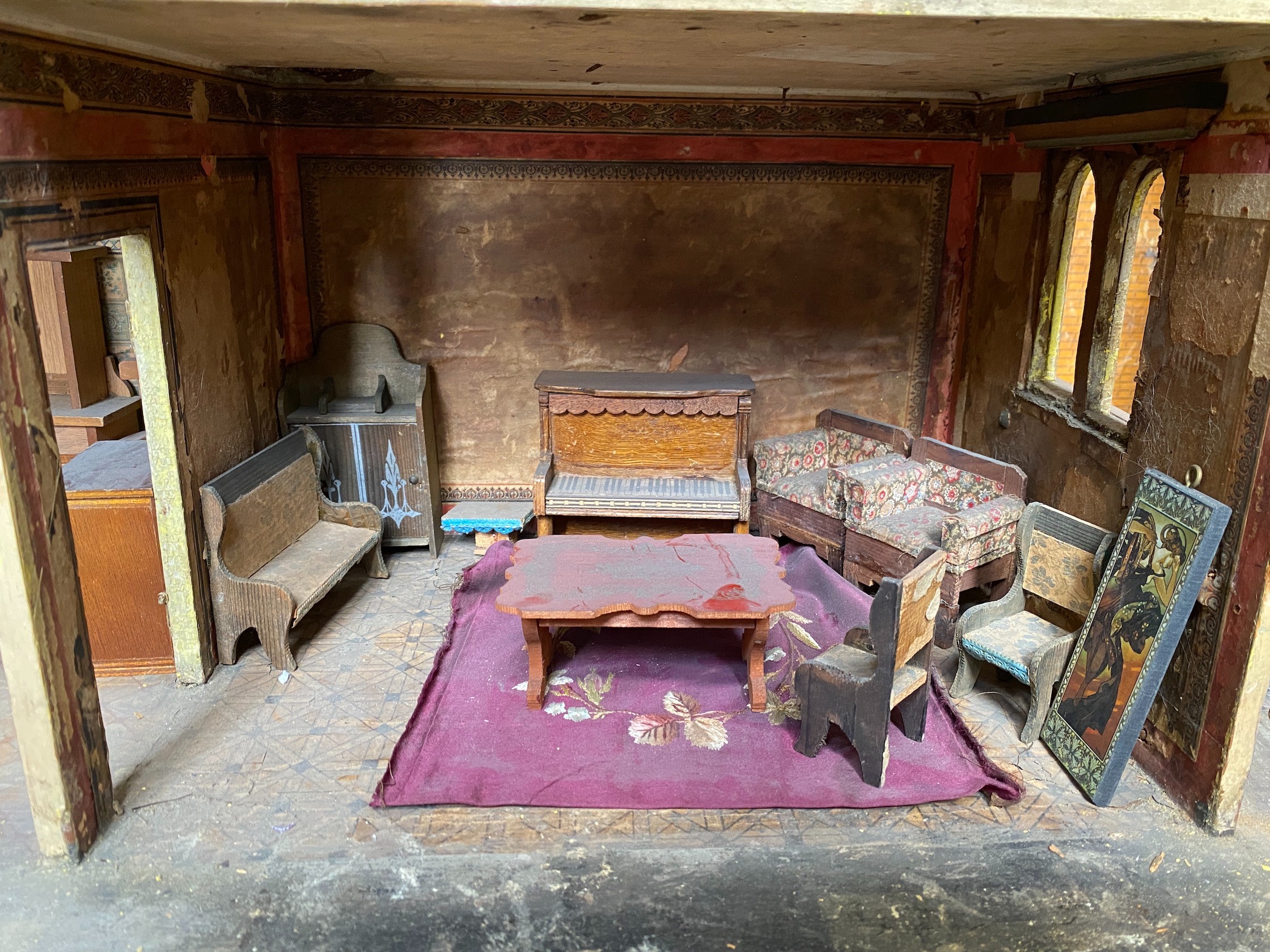 A Moritz Gottschalk ‘blue roof’ furnished dolls’ house, c.1893-94